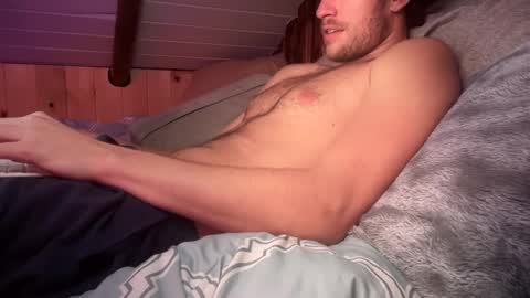 Snapshot of daddydoesit69 chatting on 21, 12, 2024 Leo online show from 21, 12, 2024