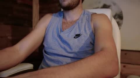 Snapshot of daddydoesit69 chatting on 27, 12, 2024 Leo online show from 27, 12, 2024