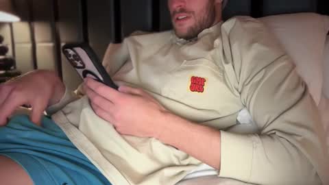 Snapshot of daddydoesit69 chatting on 10, 1, 2025 Leo online show from 10, 1, 2025