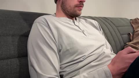 Snapshot of daddydoesit69 chatting on 13, 1, 2025 Leo online show from 13, 1, 2025