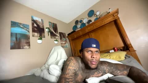 Snapshot of daddyjanimal chatting on 11, 10, 2025 sexy tatted king bbc online show from 11, 10, 2025
