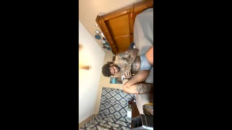 Snapshot of daddyjanimal chatting on 15, 10, 2025 sexy tatted king bbc online show from 15, 10, 2025