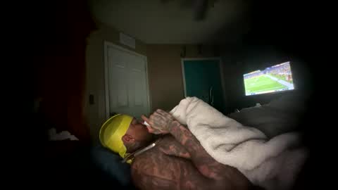 sexy tatted king bbc online show from 18, 5, 2026