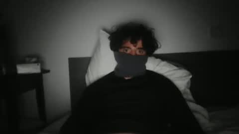 Snapshot of daddyl_e_s chatting on 8, 3, 2025 daddyl_e_s online show from 8, 3, 2025