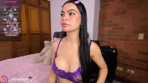 Sophie online show from 5, 12, 2025