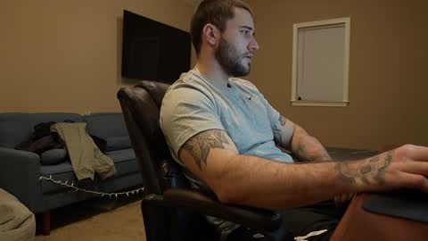 Snapshot of daddywassuppp4 chatting on 20, 12, 2024 Jon online show from 20, 12, 2024