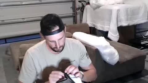 Snapshot of dadgoeswild chatting on 8, 1, 2026 DadGoesWild online show from 8, 1, 2026