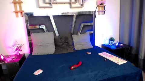 Snapshot of daenerys_cat chatting on 10, 1, 2025 daenerys_cat online show from 10, 1, 2025