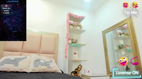 Snapshot of daenerys_targa chatting on 5, 1, 2025 Lesly online show from 5, 1, 2025