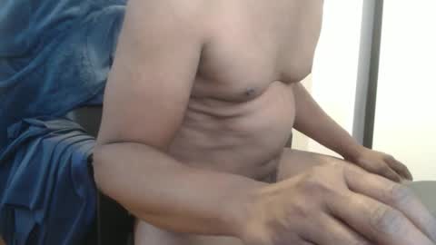 daffyduck71 online show from 5, 12, 2025