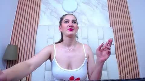 Dafne Castro online show from 12, 10, 2025