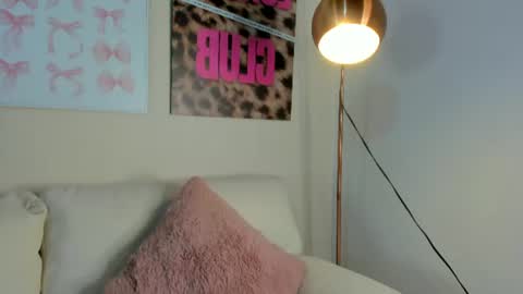 Snapshot of dafne_hillss chatting on 14, 6, 2026 dafne_hillss online show from 14, 6, 2026