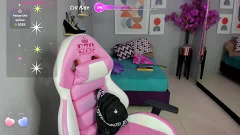 dafne huges online show from 7, 2, 2025