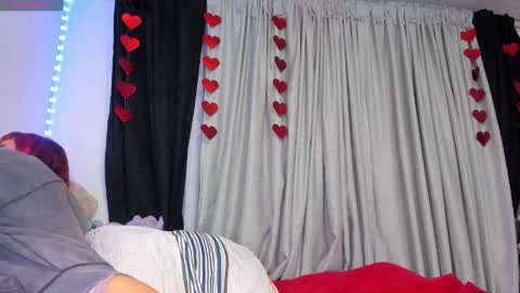 Snapshot of dafnne__hall chatting on 2, 5, 2026 Dafnne online show from 2, 5, 2026