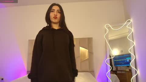 Snapshot of dahia_tay chatting on 4, 2, 2025 dahia online show from 4, 2, 2025