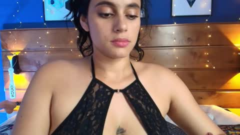  Dahiana  online show from 1, 3, 2025
