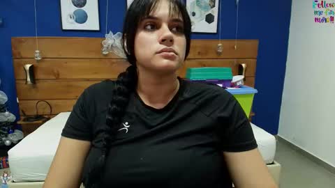  Dahiana  online show from 21, 12, 2025