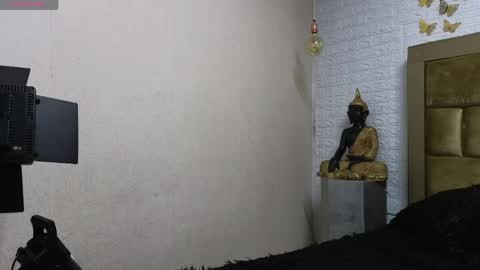 Dahiana online show from 16, 5, 2026
