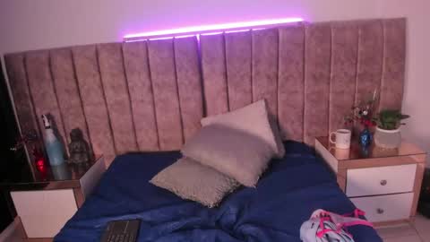 dahlia_rossee online show from 24, 4, 2026