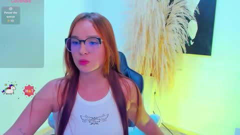 Snapshot of dahlia_rossi chatting on 1, 10, 2025 Dahlia online show from 1, 10, 2025