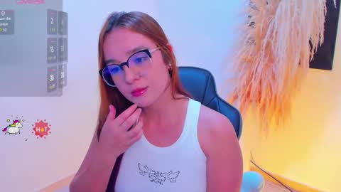 Snapshot of dahlia_rossi chatting on 18, 10, 2025 Dahlia online show from 18, 10, 2025