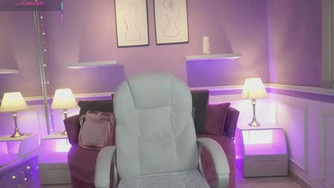 Snapshot of dahliagraey chatting on 10, 10, 2025 Dahlia Grey online show from 10, 10, 2025