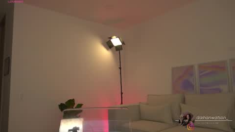 Dai independent online show from 5, 3, 2025