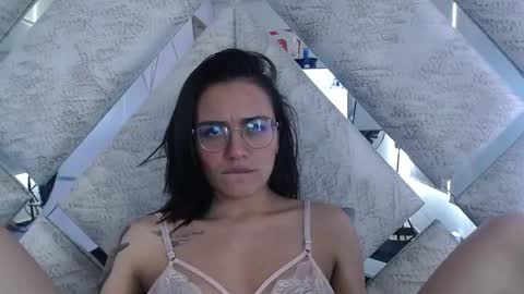 Snapshot of daila_ chatting on 11, 12, 2024 daila_ online show from 11, 12, 2024
