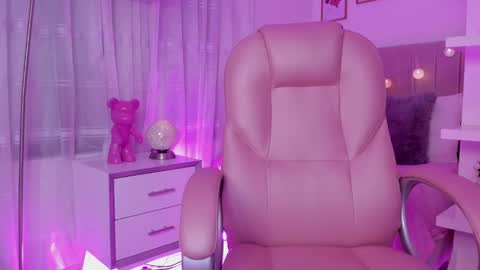 Snapshot of daila_01 chatting on 4, 12, 2024 Daila online show from 4, 12, 2024