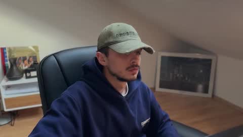 Snapshot of daimon_hall chatting on 5, 11, 2025 Daimon online show from 5, 11, 2025