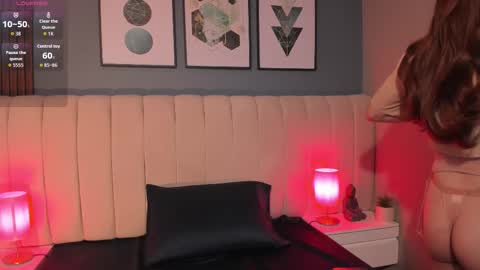 Snapshot of daimondpink chatting on 15, 10, 2025 daimondpink online show from 15, 10, 2025