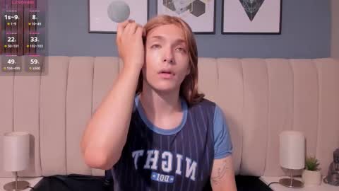 Snapshot of daimondpink chatting on 13, 11, 2025 daimondpink online show from 13, 11, 2025