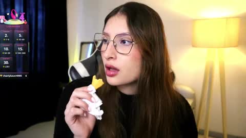 Snapshot of daisha_riley chatting on 11, 9, 2025 Lauren            online show from 11, 9, 2025