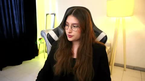 Snapshot of daisha_riley chatting on 20, 9, 2025 Lauren            online show from 20, 9, 2025