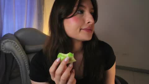 Lauren            online show from 11, 5, 2026
