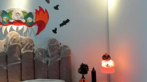 Snapshot of daisy93_ chatting on 15, 10, 2025 D A I S Y online show from 15, 10, 2025