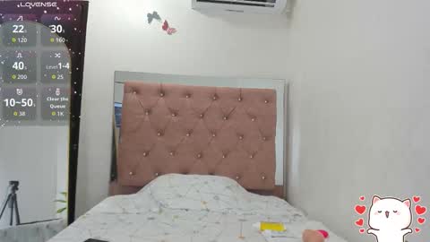 Snapshot of daisy93_ chatting on 21, 10, 2025 D A I S Y online show from 21, 10, 2025