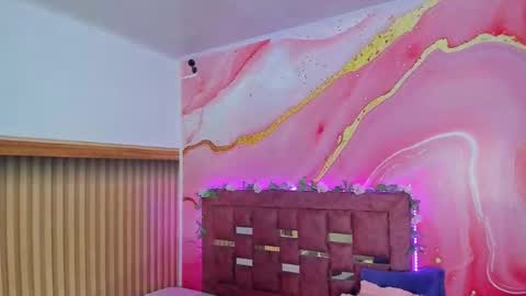 Snapshot of daisy__rose chatting on 19, 12, 2025 Dai online show from 19, 12, 2025