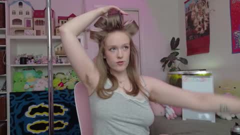 Daisy online show from 28, 4, 2026
