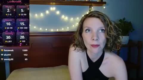 Snapshot of daisy_lovely chatting on 27, 10, 2025 daisy_lovely online show from 27, 10, 2025