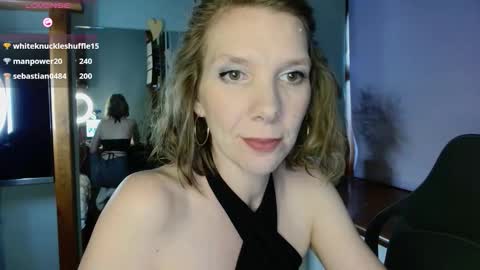 Snapshot of daisy_lovely chatting on 18, 11, 2025 daisy_lovely online show from 18, 11, 2025