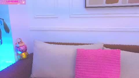 Snapshot of daisy_price chatting on 12, 6, 2026 Daisy Price online show from 12, 6, 2026