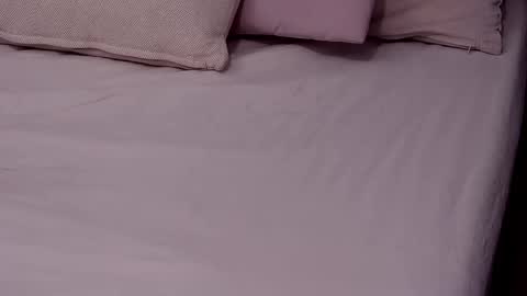 DaisyEmber online show from 15, 9, 2025