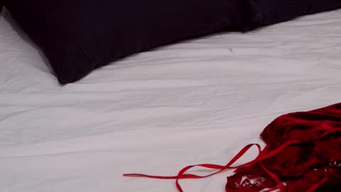 DaisyEmber online show from 21, 9, 2025