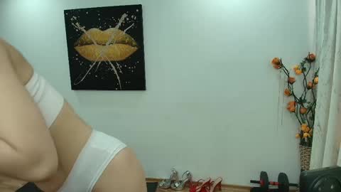 Snapshot of daisyluvsyou chatting on 14, 5, 2026 Daisyy online show from 14, 5, 2026