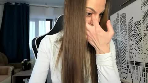 Beatrice online show from 11, 10, 2025