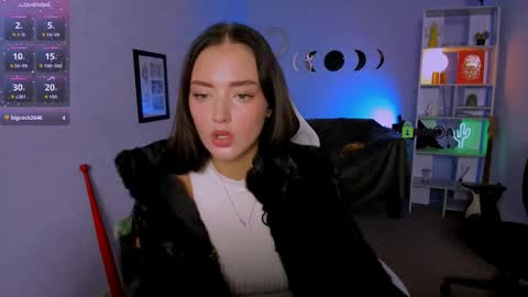 Snapshot of daisyy_naughty chatting on 2, 10, 2025 daisy online show from 2, 10, 2025