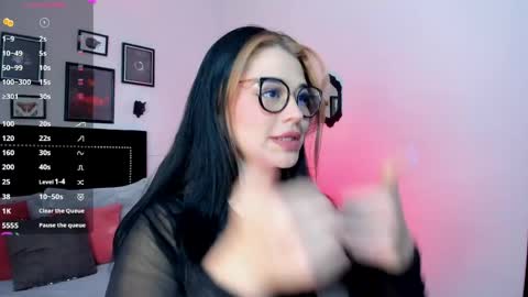 Snapshot of dakhota_rouge chatting on 8, 5, 2026 Dakhota online show from 8, 5, 2026