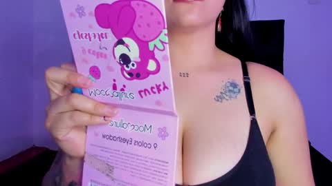 Snapshot of dakostelee1_ chatting on 20, 5, 2026 dakostelee1_ online show from 20, 5, 2026