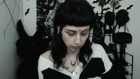 Snapshot of dakota_krall_ chatting on 6, 5, 2026 dakota online show from 6, 5, 2026